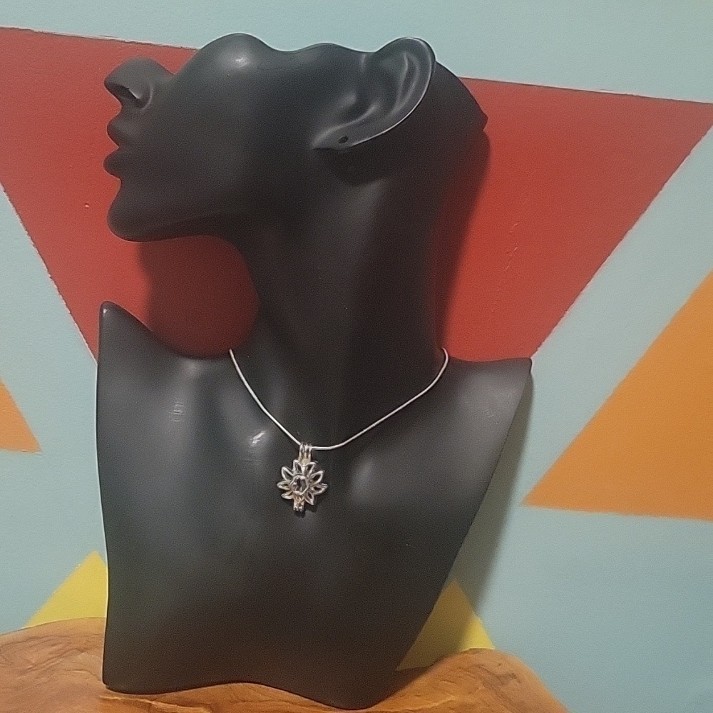 New Sunflower Pearl Cage for Freshwater Pearl Chain Silver Plated 18"  Chain